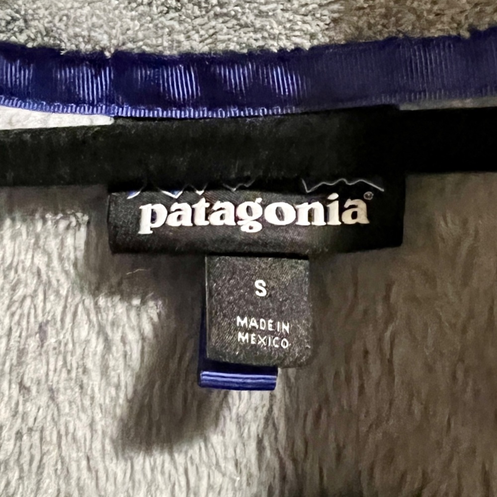 Patagonia Women's Re-Tool Snap-T Fleece Pullover - Picture 2 of 6
